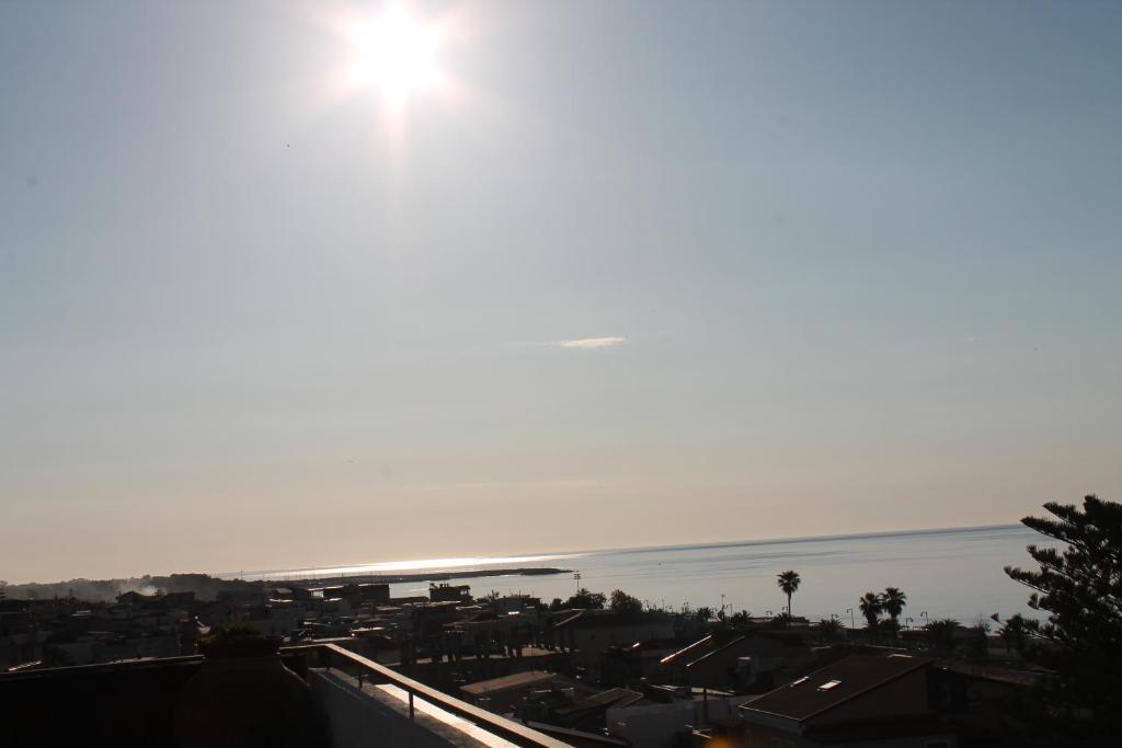 Hotel Mediterraneo Roccella Ionica Dış mekan fotoğraf